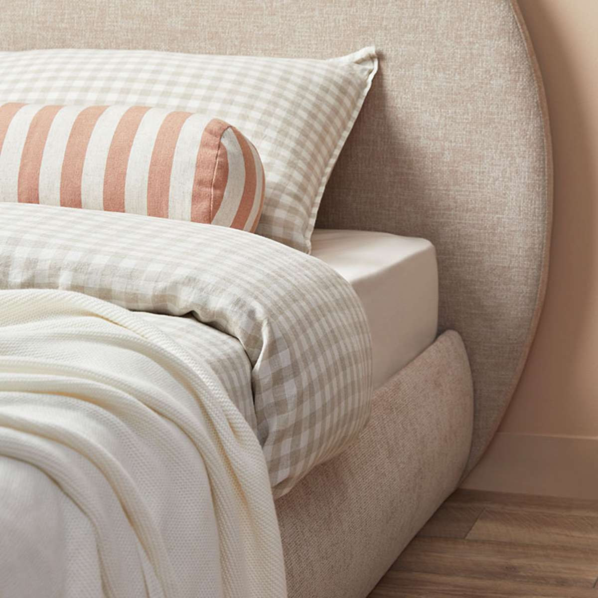 Arlo Arched Single Bed - Natural - Image 4