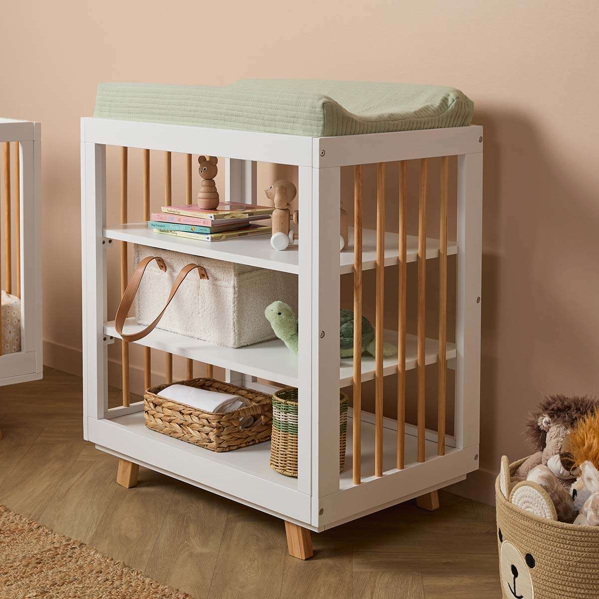 Aspen White Natural Four Piece Nursery Set - Image 3