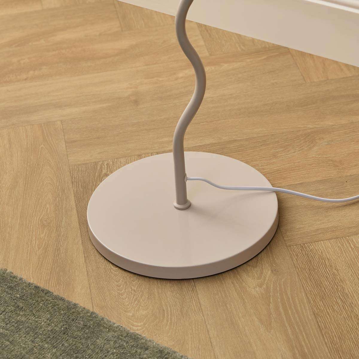 Iris Floor Lamp - Image 6