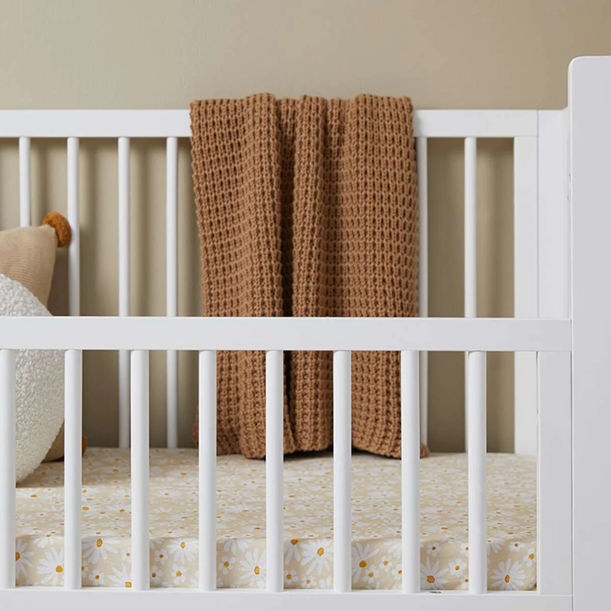 Maisie Cot Toddler Bed Half Frame - White - Image 7