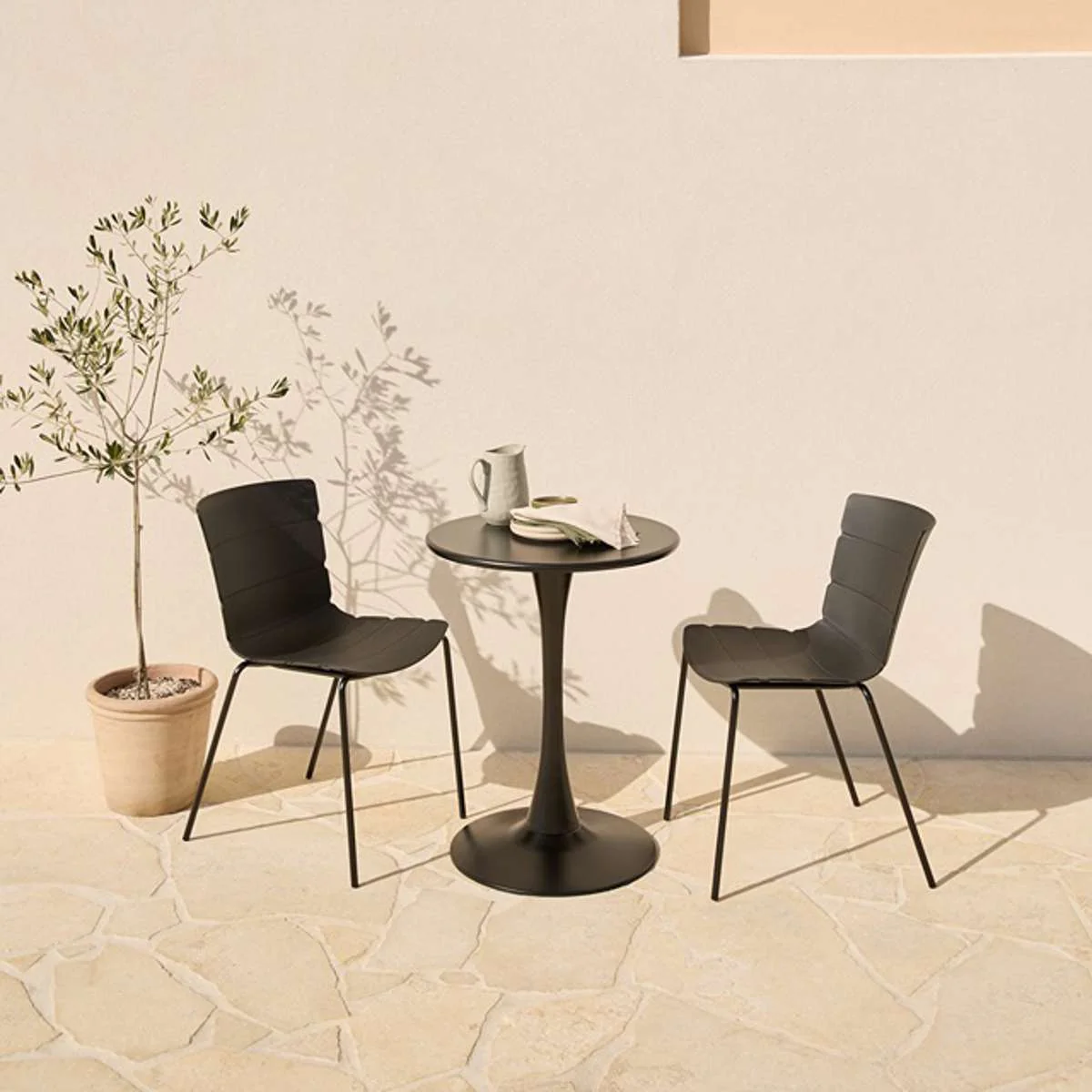 Ravello Outdoor Bistro Round Table - Black - Image 3