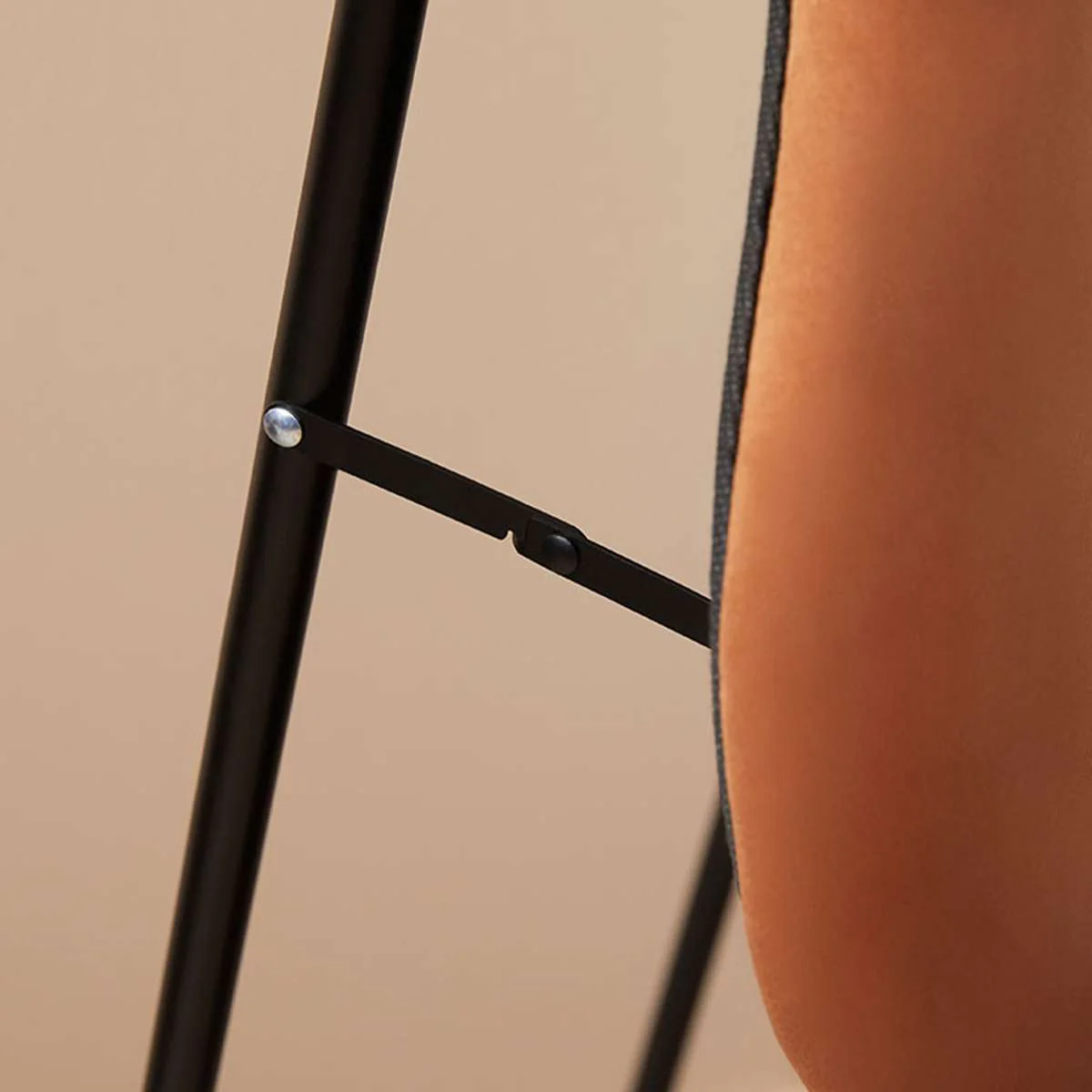 Wiggly Mirror - Rust - Image 8